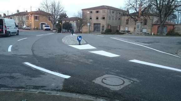 marquage au sol stationnement signalisation horizontale 