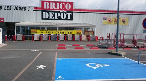 brico-dépot-parking-marquage-signalisation-brico dépôt-81