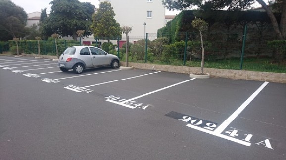 signalisation-parking-stationnement-numérotation-résidence-chiffre