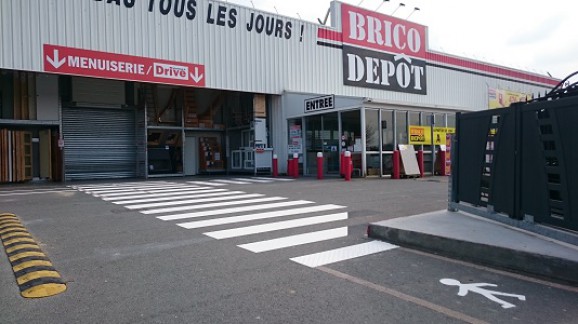 brico dépôt-soual-castres-parking-marquage-sol-tarn