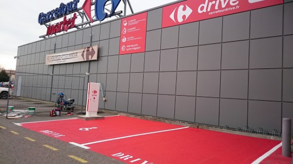 ariège-carrefour-market-drive-marquage-parking